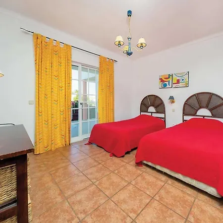 Carvoeiro Sleeps 8 Air Con Wifi * Carvoeiro (Lagoa)
